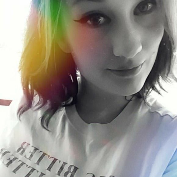 Meet your Posher, Victoria - Picture 1 of 1